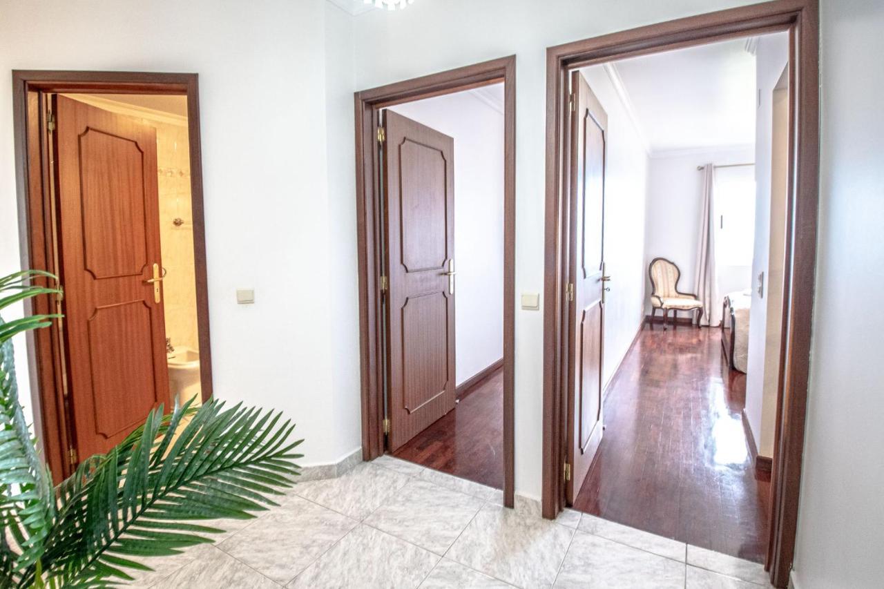 Sea And Sunset View Apartment In Funchal ภายนอก รูปภาพ
