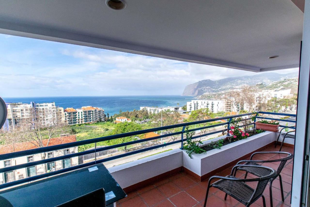 Sea And Sunset View Apartment In Funchal ภายนอก รูปภาพ