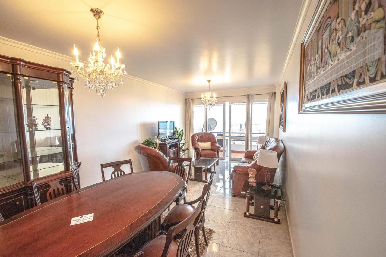 Sea And Sunset View Apartment In Funchal ภายนอก รูปภาพ